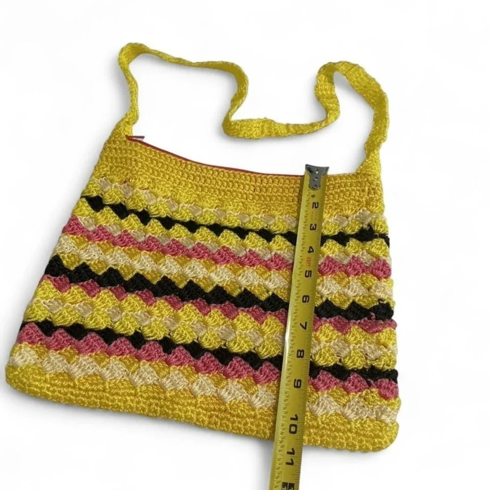 Unbranded‎ Crochet Crossbody Bag Womens Medium Yellow Pink Excellent Boho Shell